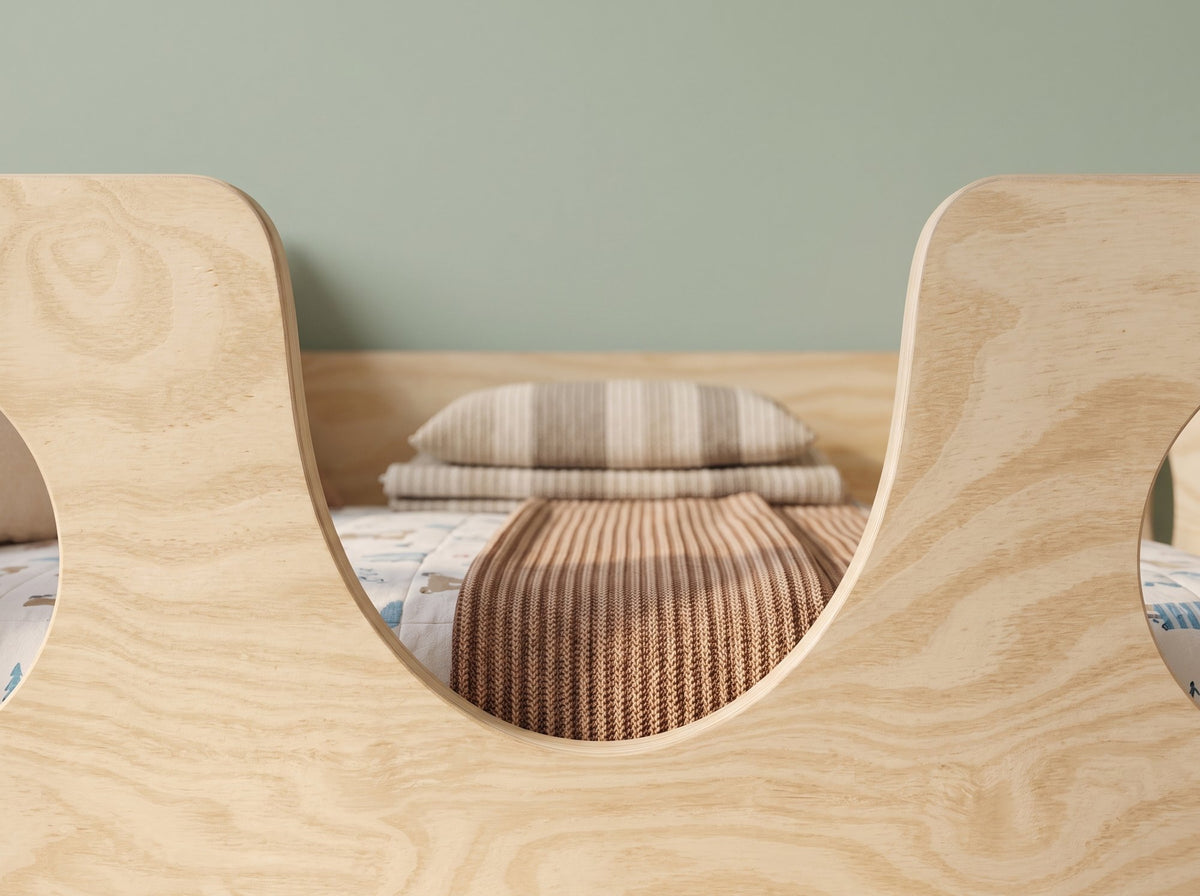 Lit Montessori avec barrière : concilier autonomie et sécurité